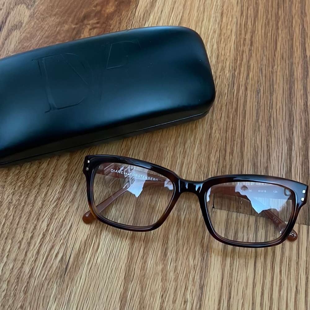 Diane Von Furstenburg Eyeglass Frames (no prescription) with Case